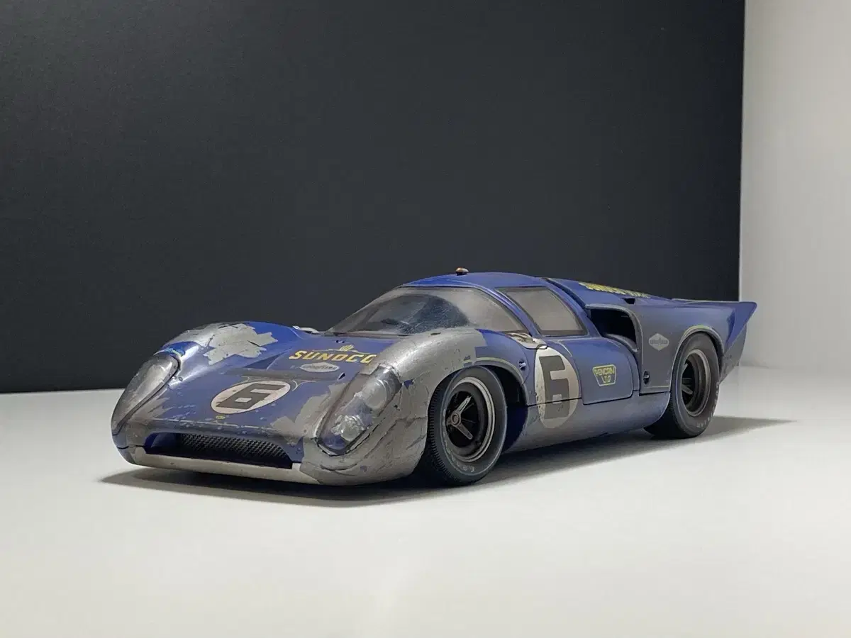 1:18 gmp lola t70 #6 웨더링버전